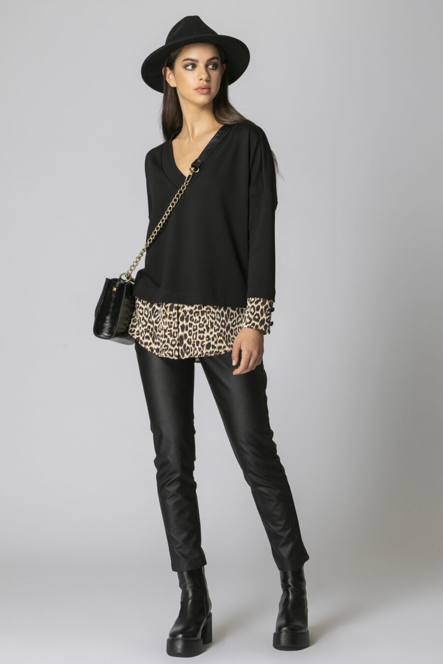ΜΠΛΟΥΖΑ ΜΕ ΛΕΠΤΟΜΕΡΕΙΑ ANIMAL PRINT