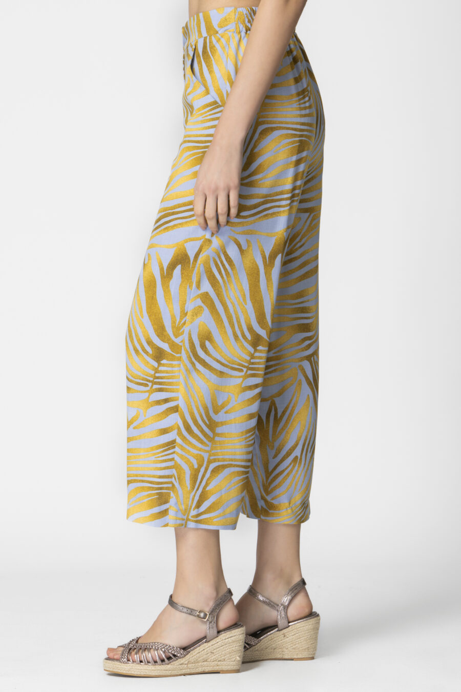 ΓΥΝΑΙΚΕΙΟ ΠΑΝΤΕΛΟΝΙ CULOTTE ΜΕ TROPICAL PRINT - Image 3