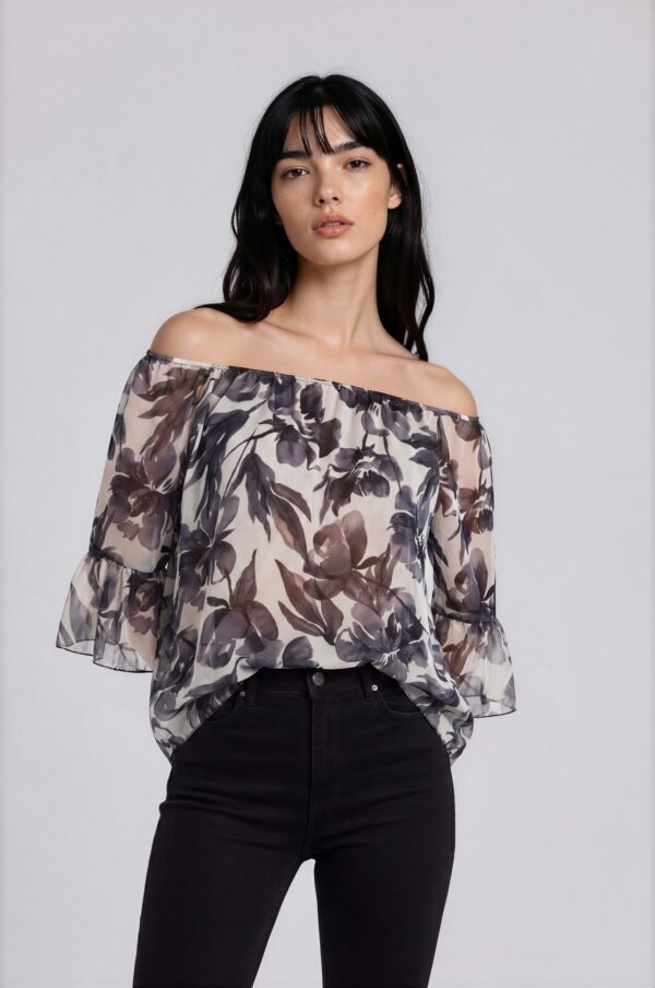 FLORAL ΜΠΛΟΥΖΑ OFF-SHOULDER ΜΕ ΒΟΛΑΝ ΜΑΝΙΚΙΑ